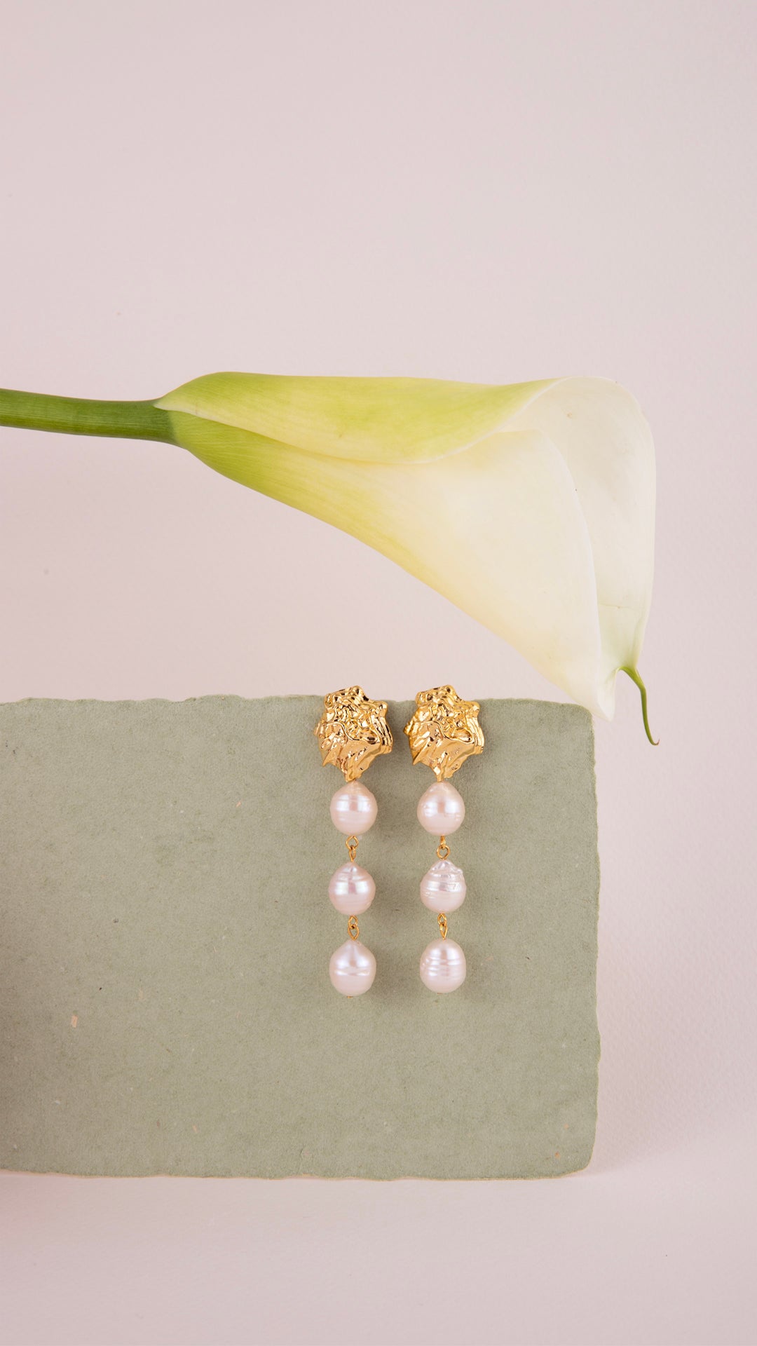 Angelina Baroque Pearl Earrings